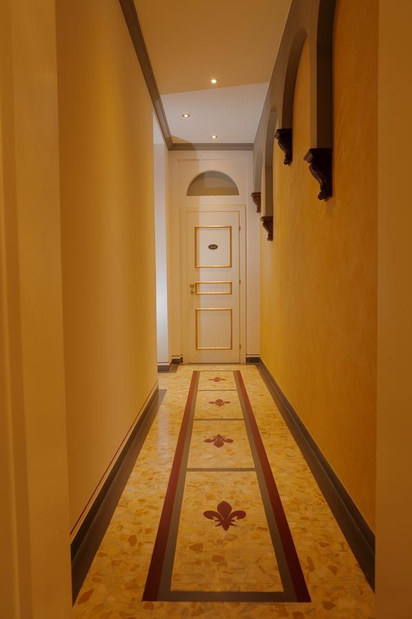 مونتيفاركي Palazzo Mari Suite & Rooms B&B المظهر الخارجي الصورة