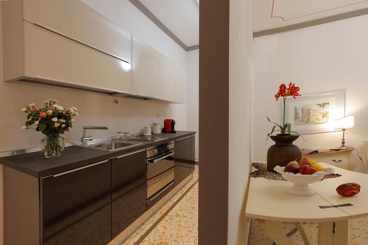 مونتيفاركي Palazzo Mari Suite & Rooms B&B المظهر الخارجي الصورة