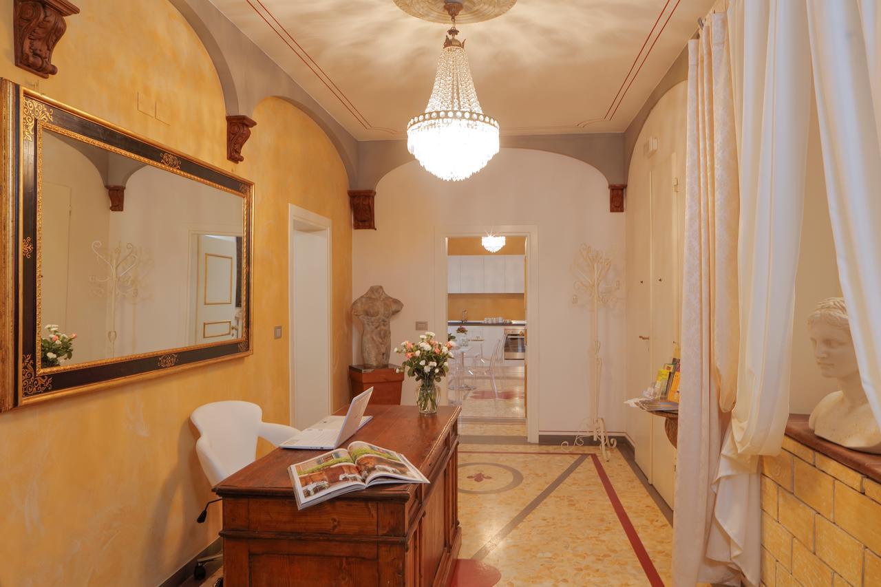 مونتيفاركي Palazzo Mari Suite & Rooms B&B المظهر الخارجي الصورة
