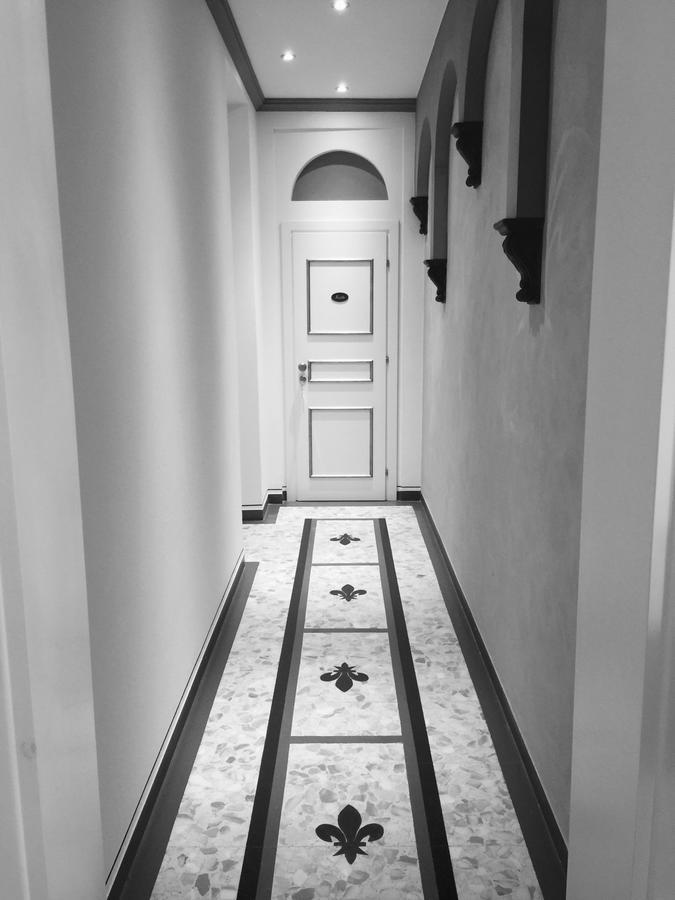 مونتيفاركي Palazzo Mari Suite & Rooms B&B المظهر الخارجي الصورة